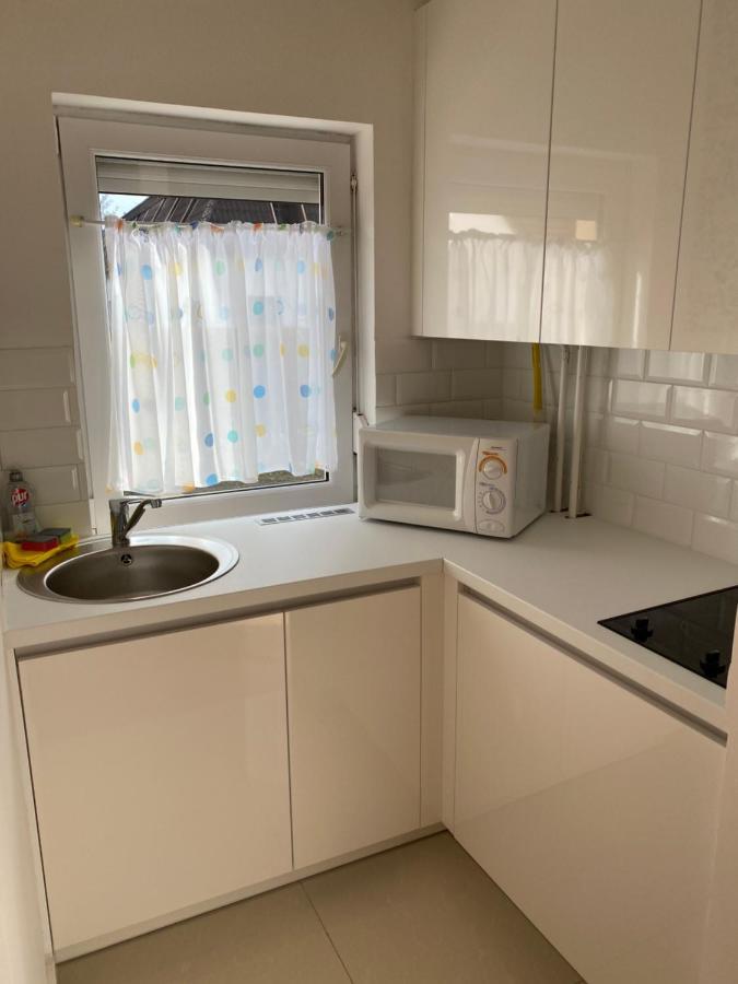 Pesti Apartmanhaz บุค ภายนอก รูปภาพ